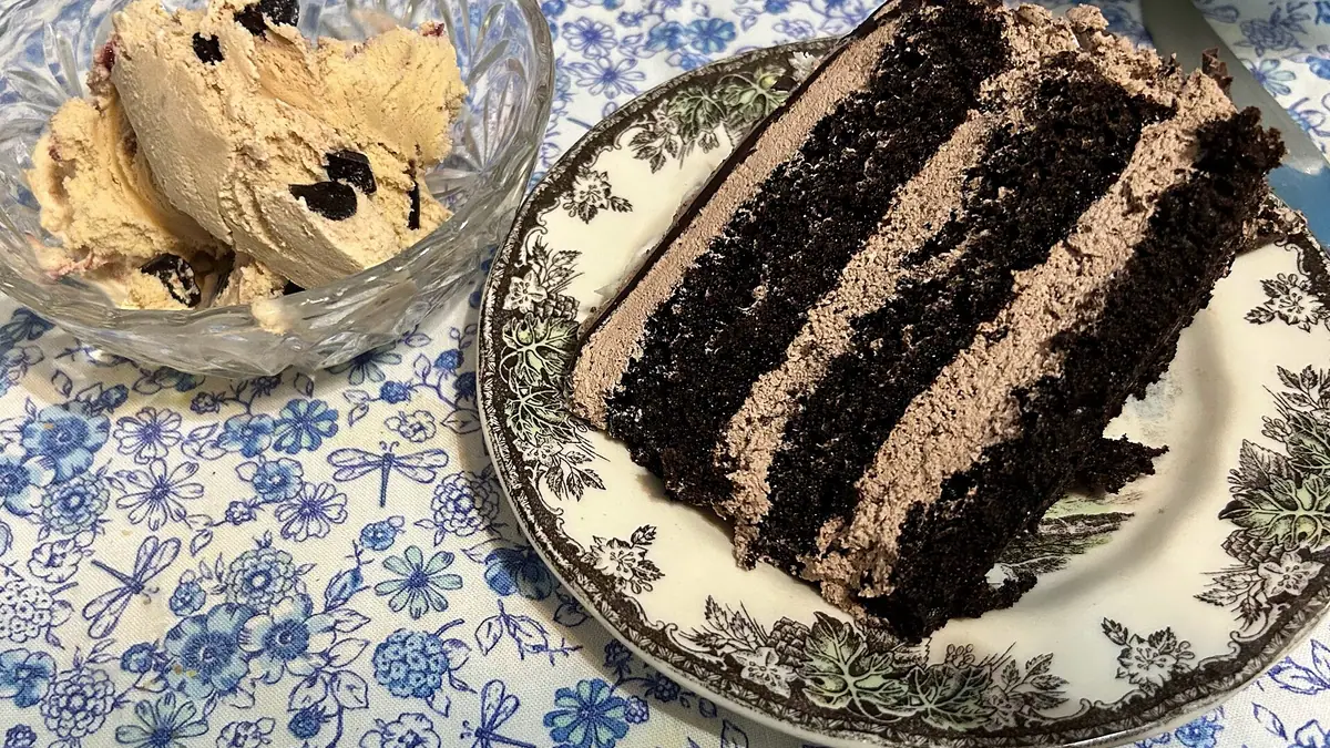 Cake Box – eggless cake shop in Edgware, London